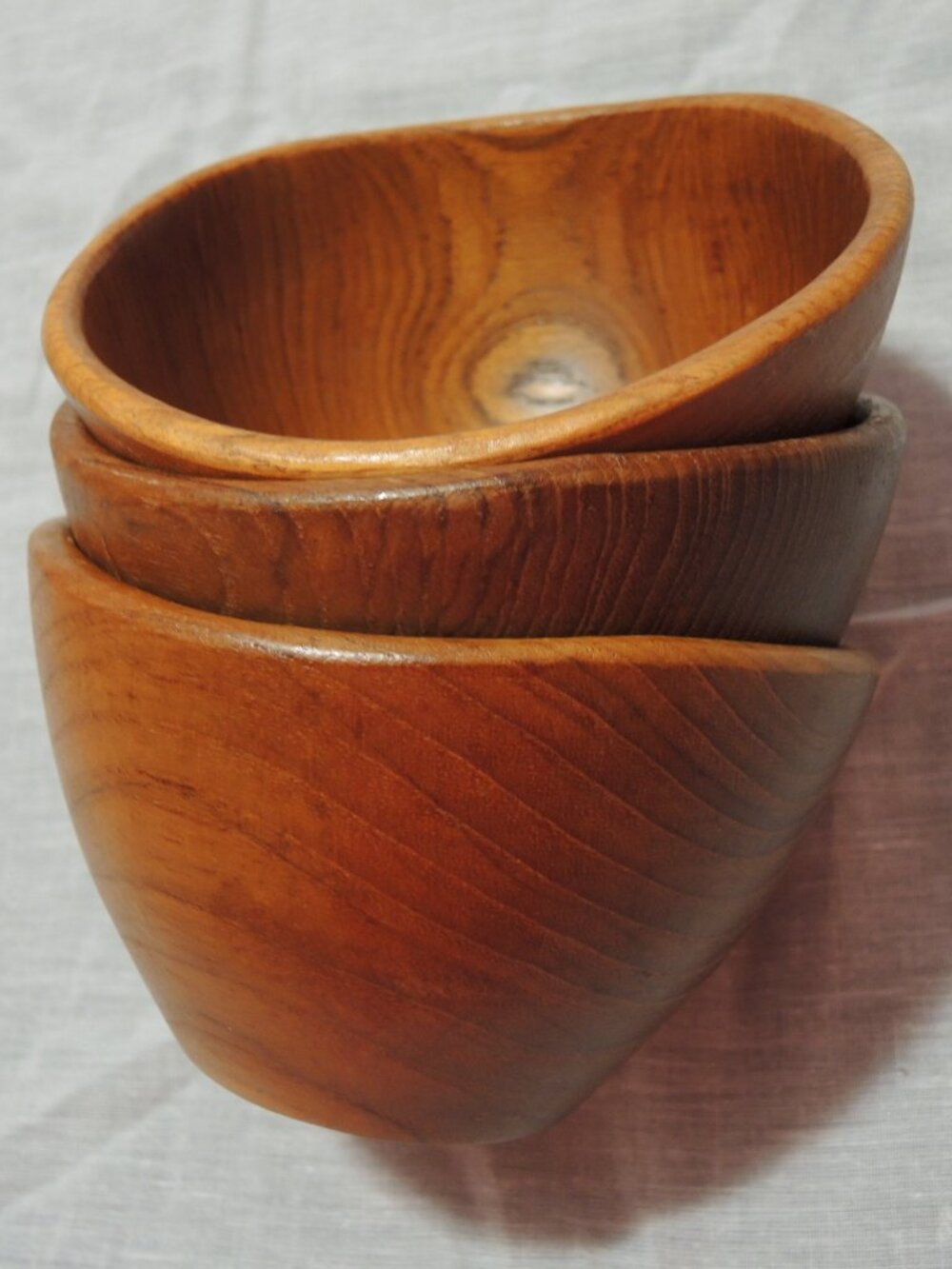 Set of 3 Genuine Teak Wooden Bowls for Ice Cream, Cereal,Etc 5.5" Diam x 3" Deep